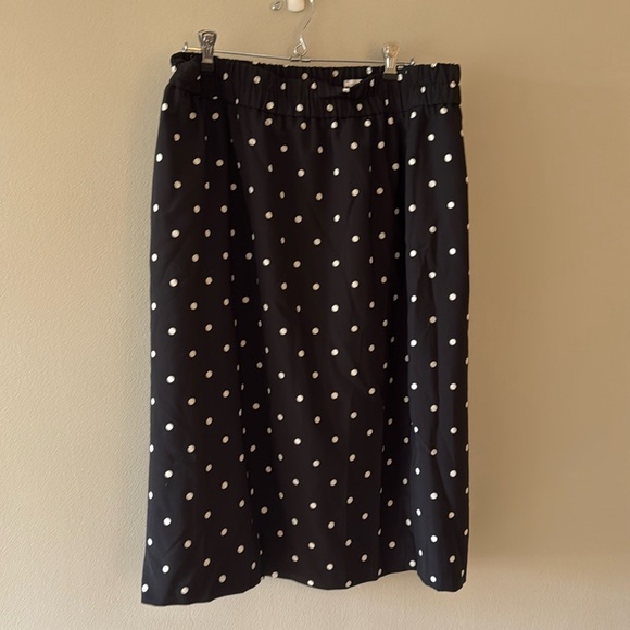 J. Crew Dresses & Skirts - NWT J.Crew polka dot midi skirt size large